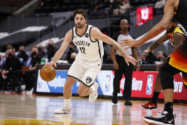 文班18+7+6+7马刺擒灰熊 哈利30分步行者3连胜