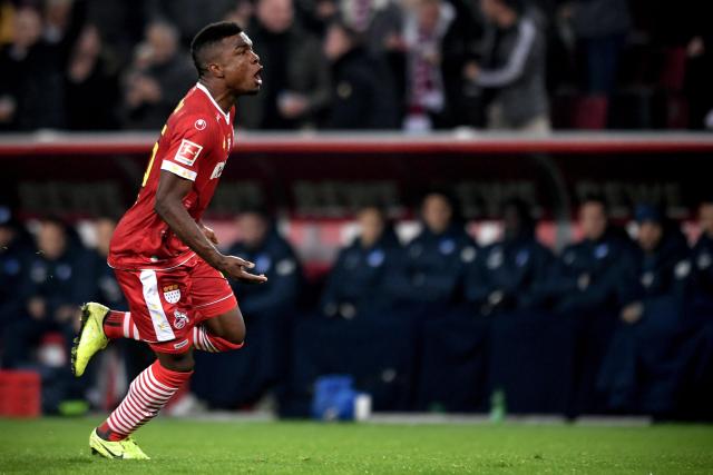 胡明轩18分广东胜首钢 罗凯文30+9宁波负同曦